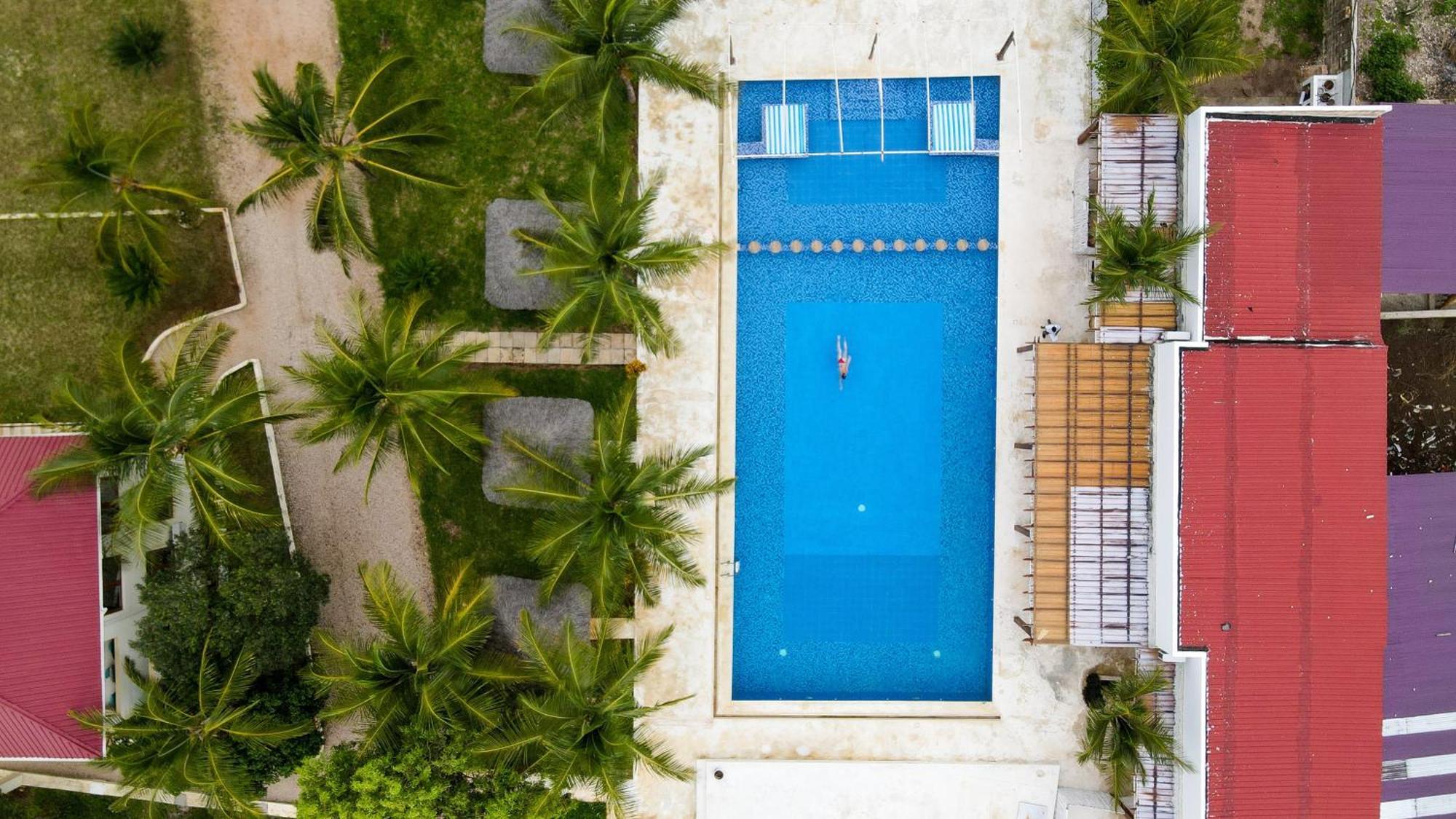 Aquamarina Hotel ジャンビアニ エクステリア 写真
